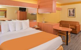 H3 Inn&Suites - LAX Airport - Los Angeles
